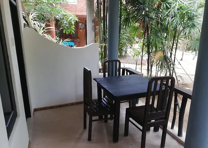Sea Breeze Garden